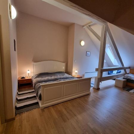 Apartma Vrtnica, Vila Golf 로가스카슬라티나 외부 사진