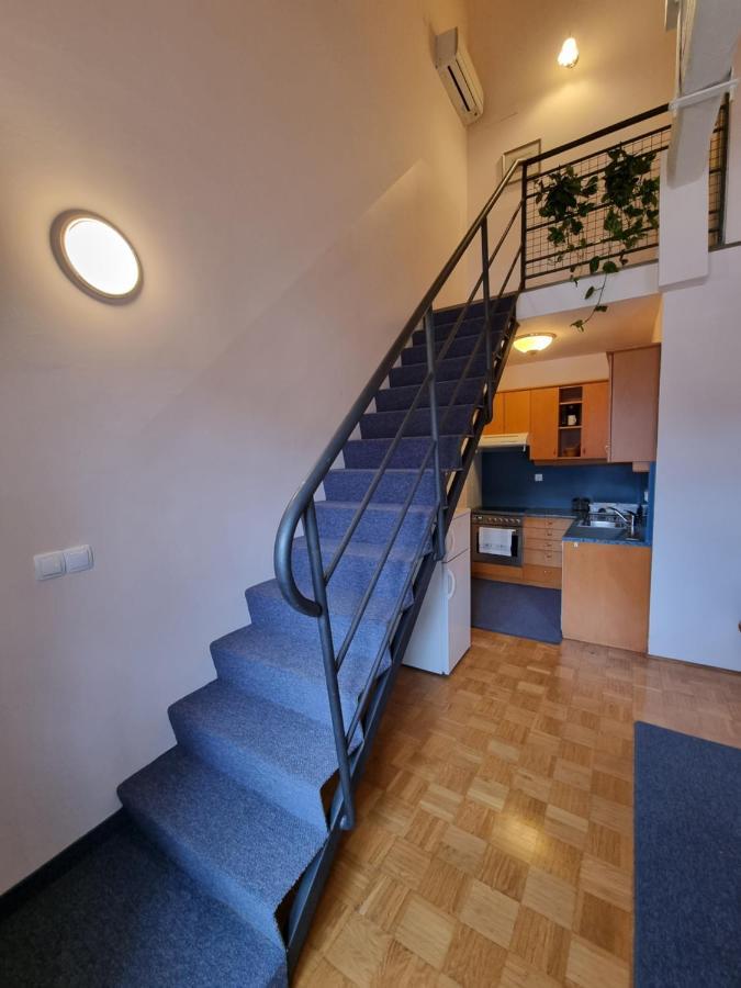 Apartma Vrtnica, Vila Golf 로가스카슬라티나 외부 사진